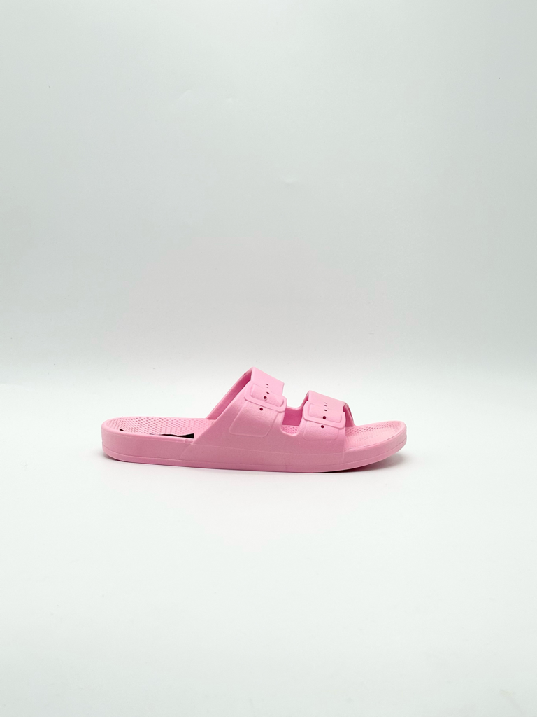 Rubber slippers 519
