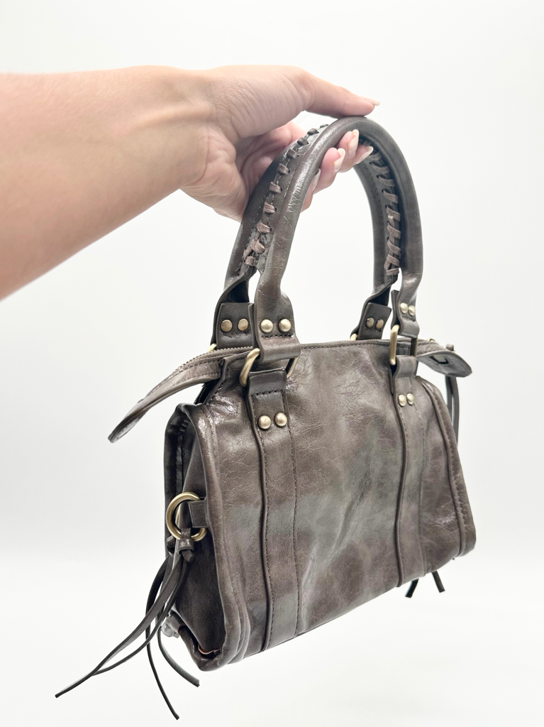 Borsa borchie a Tr-860