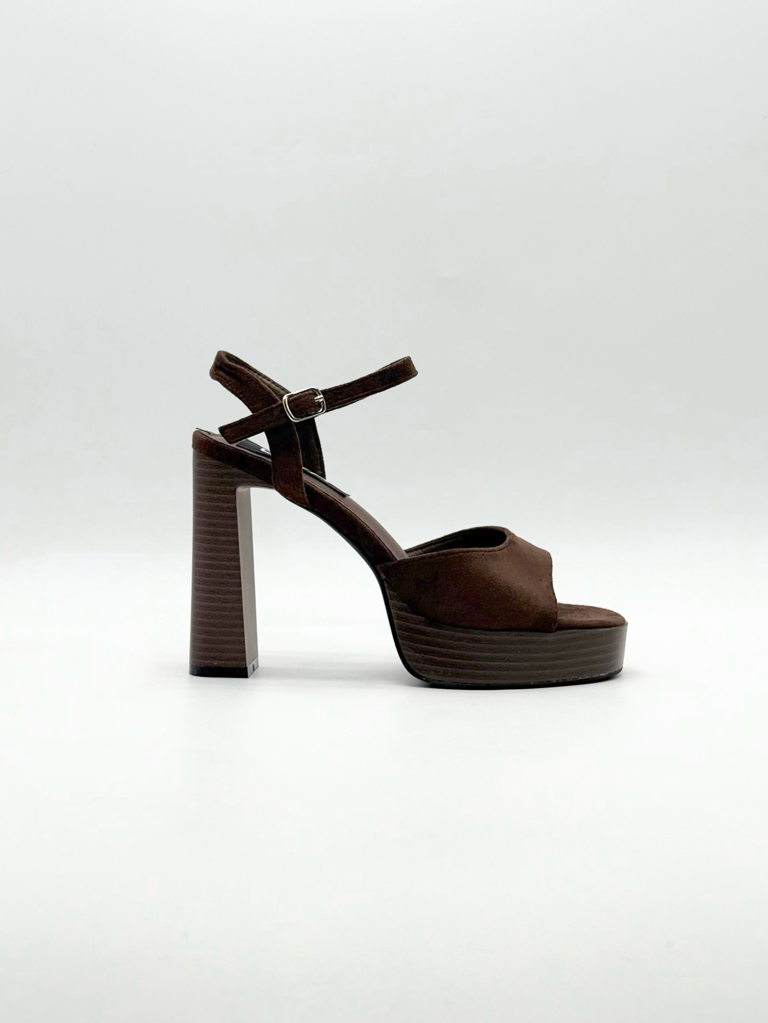 P-1497 Platform sandals